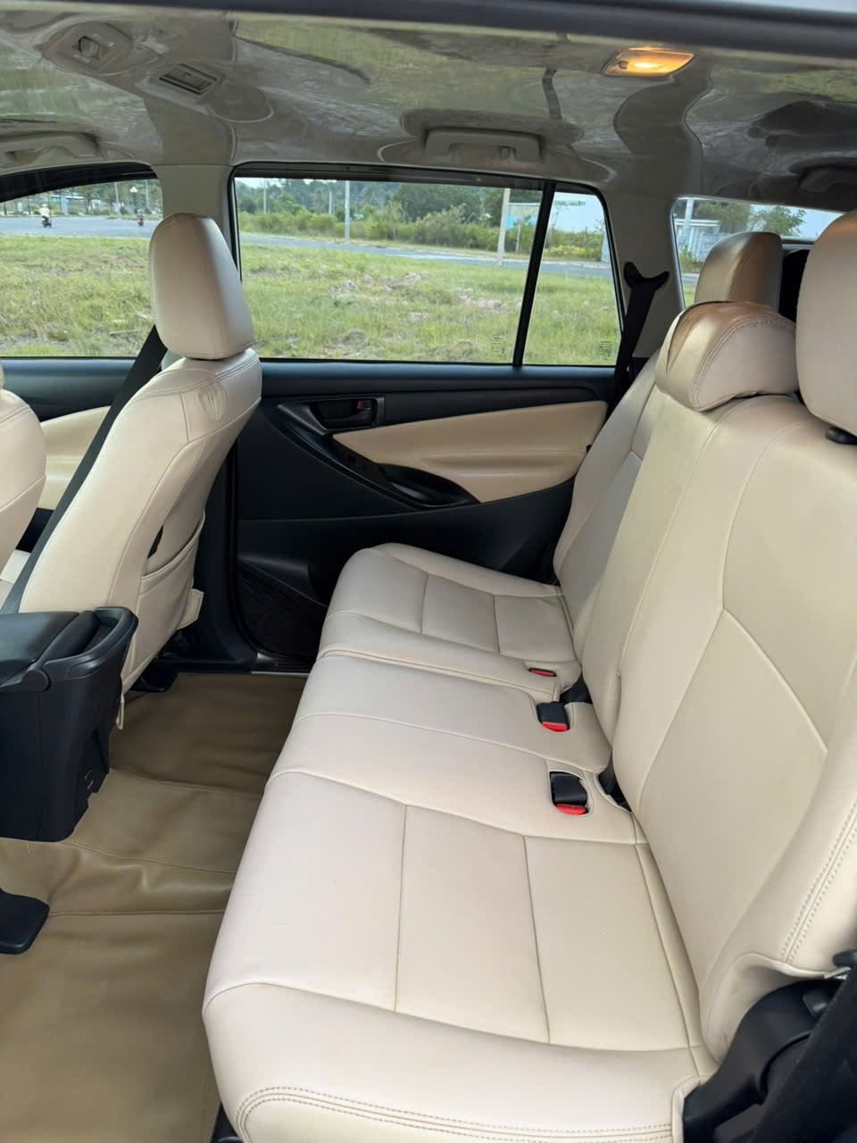 Toyota Innova Số sàn máy xăng 2020  - Nội thất 2